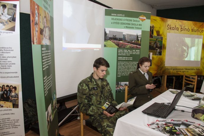 Hejtman zahájil jubilejní ročník prezentace středních škol Scholaris