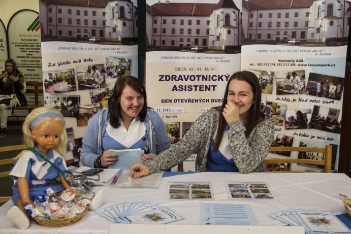 Hejtman zahájil jubilejní ročník prezentace středních škol Scholaris