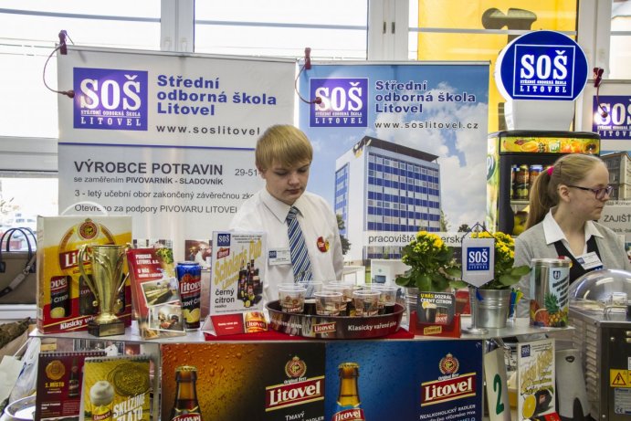 Hejtman zahájil jubilejní ročník prezentace středních škol Scholaris