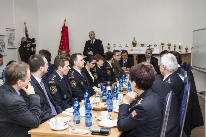 Hejtman navštívil nové krajské operační středisko hasičů