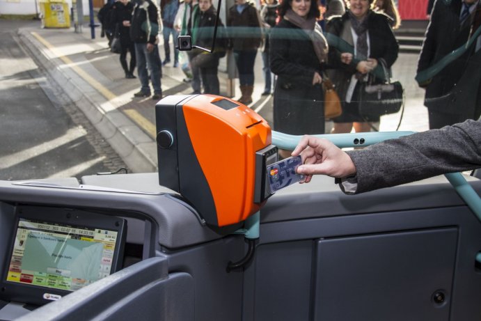 Olomoucký kraj a MasterCard spouští revoluci v příměstské dopravě