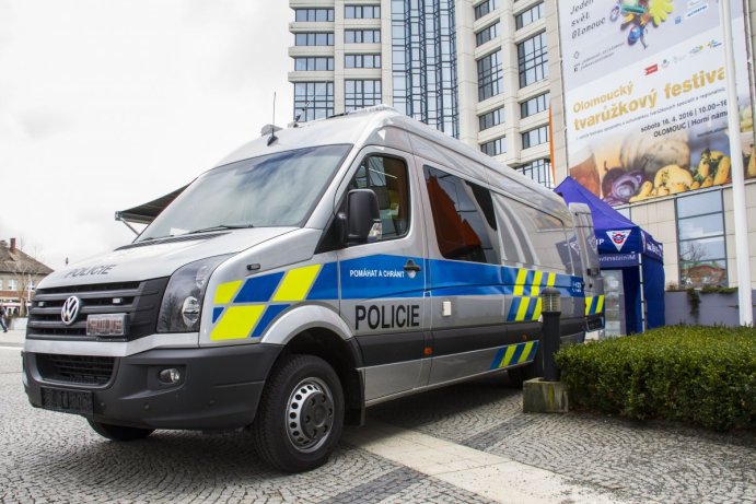 Olomoucký kraj pořídil speciální auto ke kontrole nákladních vozidel a autobusů