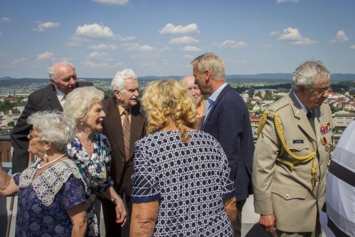 Olomoucký kraj podpořil válečné veterány a politické vězně