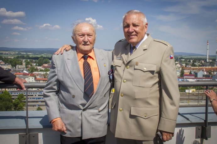 Olomoucký kraj podpořil válečné veterány a politické vězně