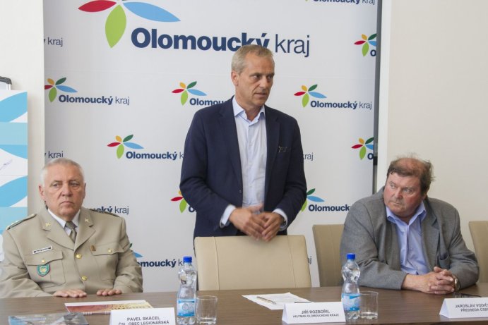 Olomoucký kraj podpořil válečné veterány a politické vězně