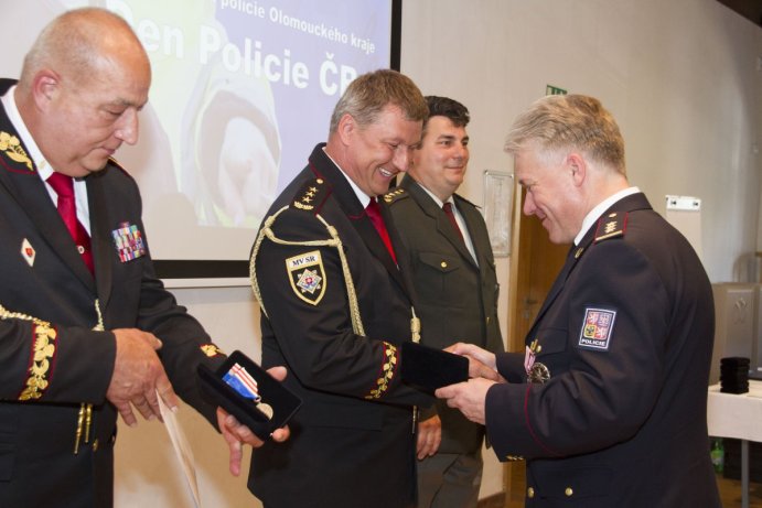 Policie v Olomouckém kraji ocenila ty nejlepší ze svých řad