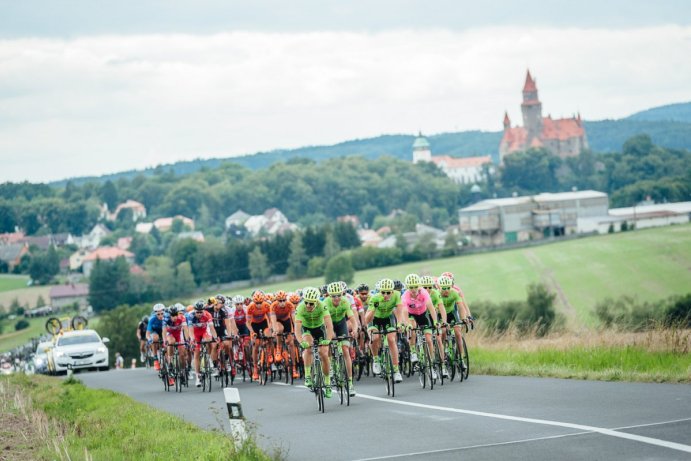 Czech Cycling Tour vyhrál Ital Ulissi, nejlepším z domácích jezdců je Karel Hník na čtvrtém místě