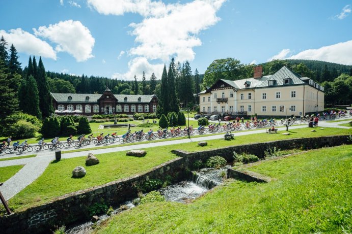 Czech Cycling Tour vyhrál Ital Ulissi, nejlepším z domácích jezdců je Karel Hník na čtvrtém místě