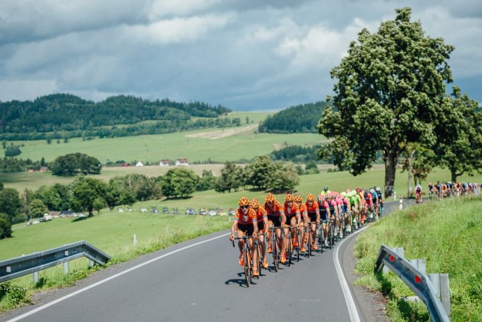 Czech Cycling Tour vyhrál Ital Ulissi, nejlepším z domácích jezdců je Karel Hník na čtvrtém místě