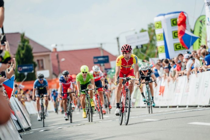 Czech Cycling Tour vyhrál Ital Ulissi, nejlepším z domácích jezdců je Karel Hník na čtvrtém místě