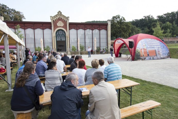 V Čechách pod Kosířem proběhlo neformální setkání starostů a starostek s vedením kraje