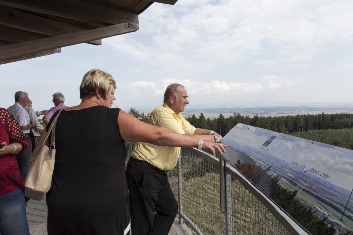 V Čechách pod Kosířem proběhlo neformální setkání starostů a starostek s vedením kraje