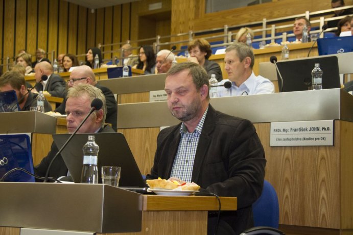 Hejtman ocenil tři hasiče z Olomouckého kraje