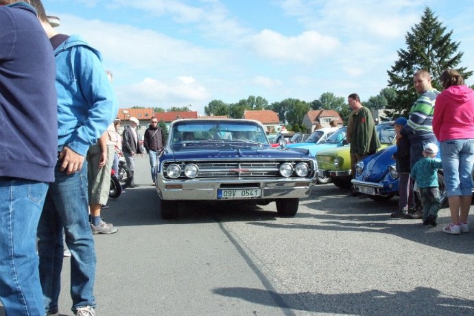 Hejtman Ladislav Okleštěk odstartoval Rallye na pohodu