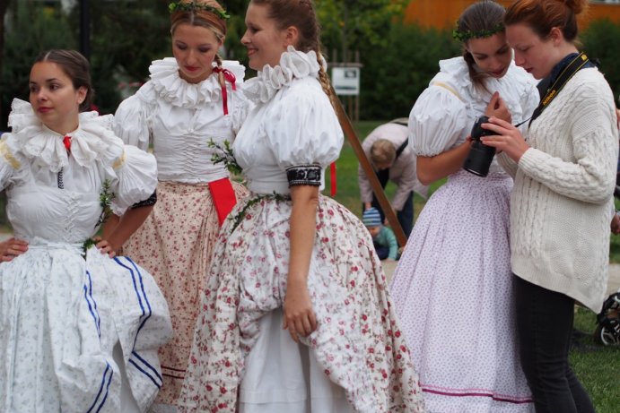 Hejtman Ladislav Okleštěk se zúčastnil mezinárodního folklorního festivalu ve Velké Bystřici