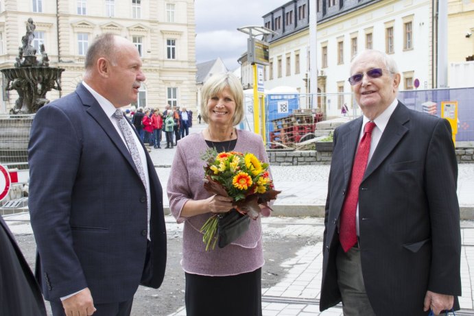 Jiří Suchý představil v Olomouci výstavu 85+