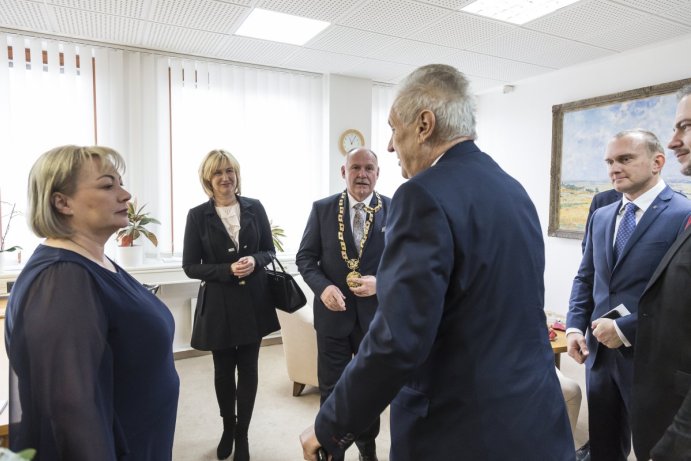 Prezident Miloš Zeman zahájil návštěvu Olomouckého kraje