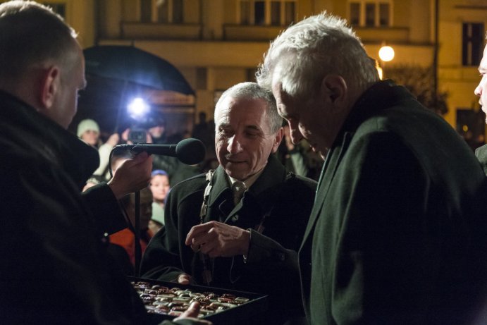 Prezident Miloš Zeman zahájil návštěvu Olomouckého kraje