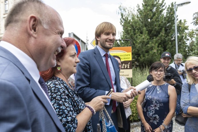 Olomoucký kraj navštívila vláda. Řešila dopravu, sucho i kůrovce