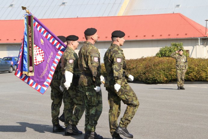 Slavnostní odhalení pomníku válečným veteránům