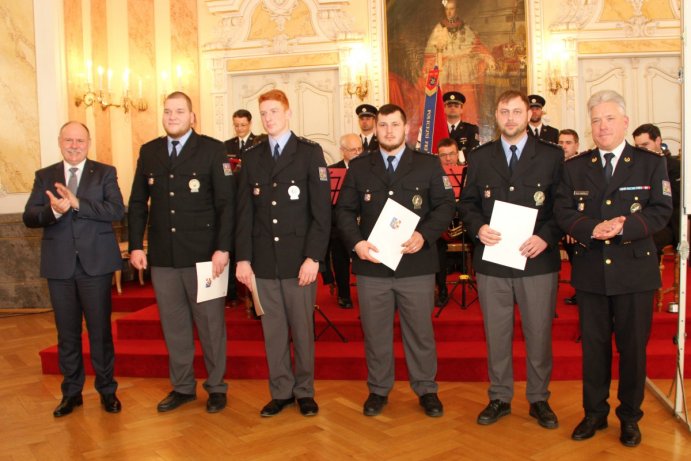 Slavnostní shromáždění policistů z olomouckého ředitelství