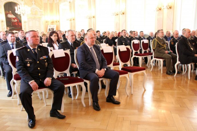 Slavnostní shromáždění policistů z olomouckého ředitelství