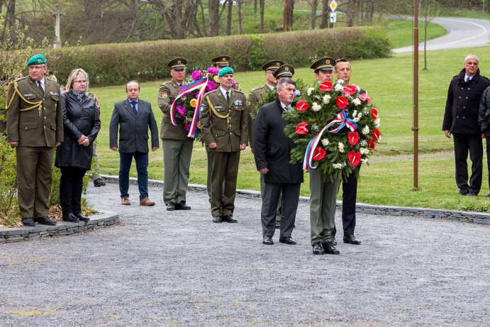 Kraj si připomenul tragédie v Javoříčku a Zákřově