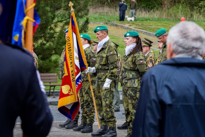 Kraj si připomenul tragédie v Javoříčku a Zákřově