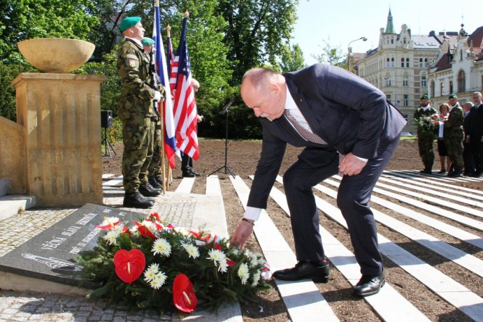 Olomoucký kraj oslavil Den vítězství