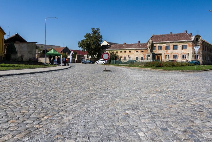 V Příkazech zatáhli za jeden provaz. Výsledkem je opravený průtah obcí