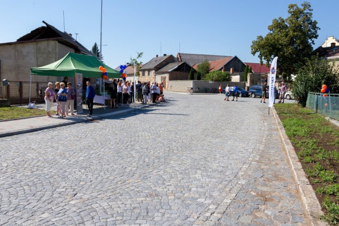 V Příkazech zatáhli za jeden provaz. Výsledkem je opravený průtah obcí