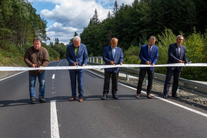  Další ze silnic na severu regionu je díky krajským penězům bezpečnější 