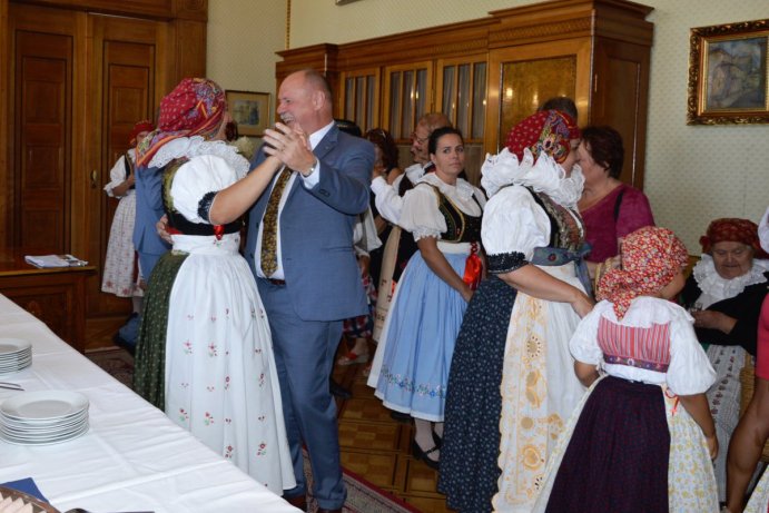 Hejtman Ladislav Okleštěk se zúčastnil Prostějovských hanáckých slavností Foto: MmPv