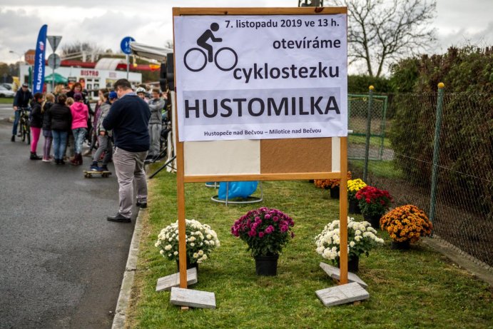 Slavnostní otevření Stezky pro cyklisty a chodce se společným provozem Hustopeče nad Bečvou – Milotice nad Bečvou