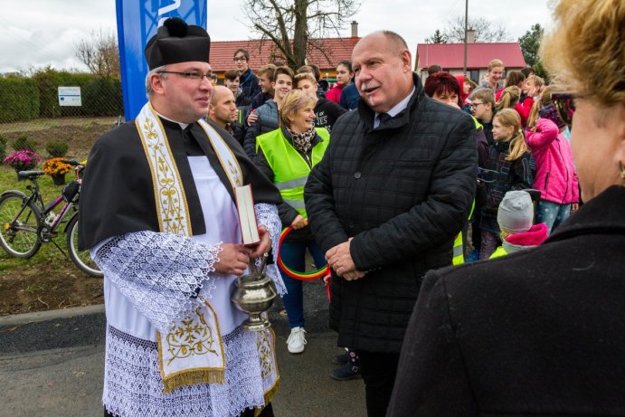 Slavnostní otevření Stezky pro cyklisty a chodce se společným provozem Hustopeče nad Bečvou – Milotice nad Bečvou