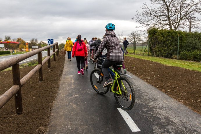 Slavnostní otevření Stezky pro cyklisty a chodce se společným provozem Hustopeče nad Bečvou – Milotice nad Bečvou