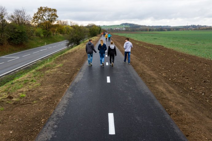 Slavnostní otevření Stezky pro cyklisty a chodce se společným provozem Hustopeče nad Bečvou – Milotice nad Bečvou