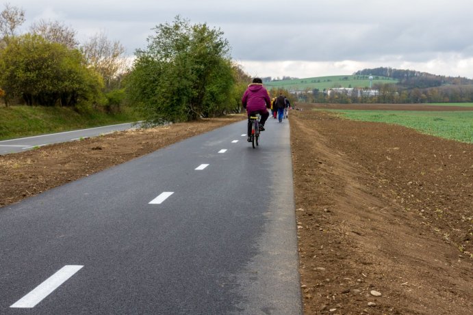 Slavnostní otevření Stezky pro cyklisty a chodce se společným provozem Hustopeče nad Bečvou – Milotice nad Bečvou