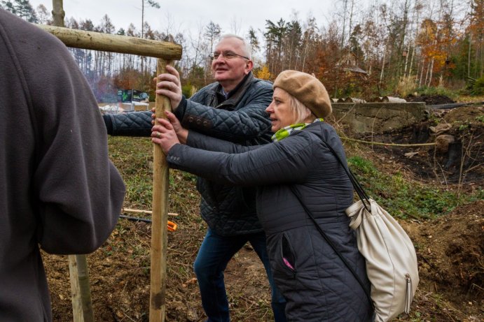 Krajský úřad pomohl s obnovou zeleně v olomoucké zoo