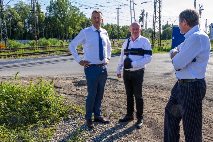 Dostavba dálnice u Dluhonic může začít příští rok