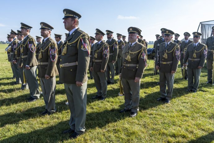 Premiér v kraji. Poděkoval záchranářům a navštívil firmy, které pomohly během koronakrize 