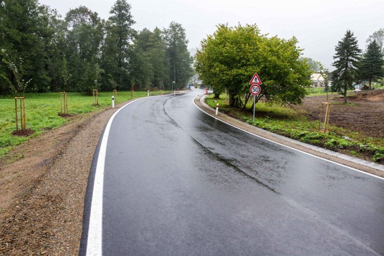 Investice do silnic na severu se vyplatily. Řidiči dojedou bezpečněji k hranicím sousedního okresu i do Polska