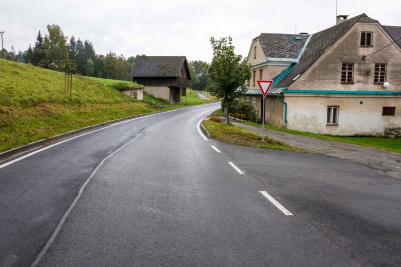 Investice do silnic na severu se vyplatily. Řidiči dojedou bezpečněji k hranicím sousedního okresu i do Polska