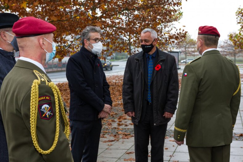 Den válečných veteránů v Olomouci. K pietní vzpomínce se připojil i hejtman Josef Suchánek 