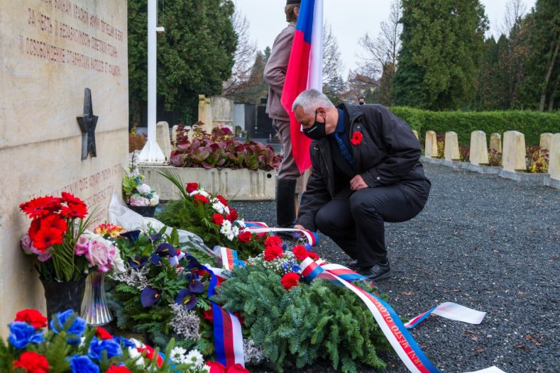 Den válečných veteránů v Olomouci. K pietní vzpomínce se připojil i hejtman Josef Suchánek 