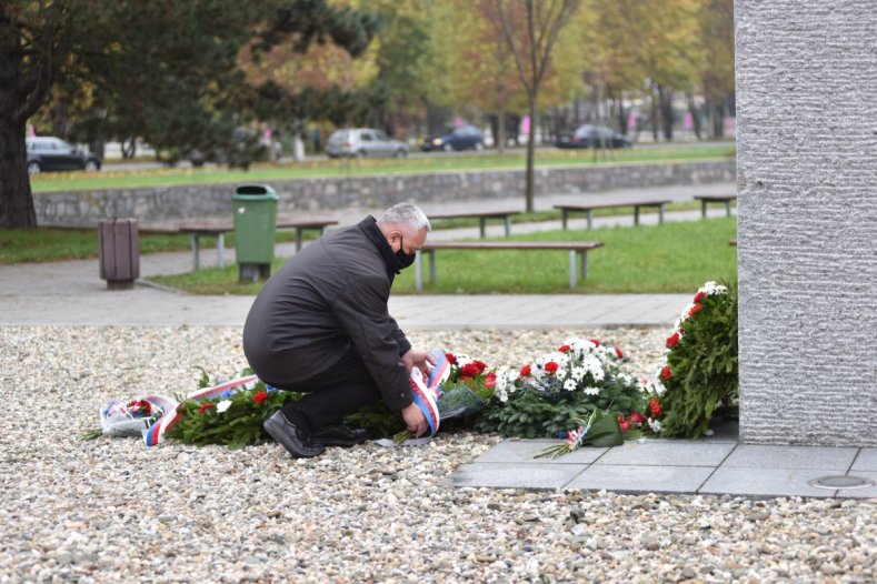 Připomínky Dne boje za svobodu a demokracii se zúčastnili i zástupci kraje