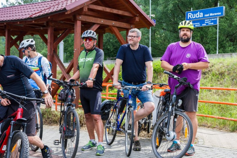 Cyklistům se blýská na lepší časy. Kraj jednal o nové koncepci cyklostezek