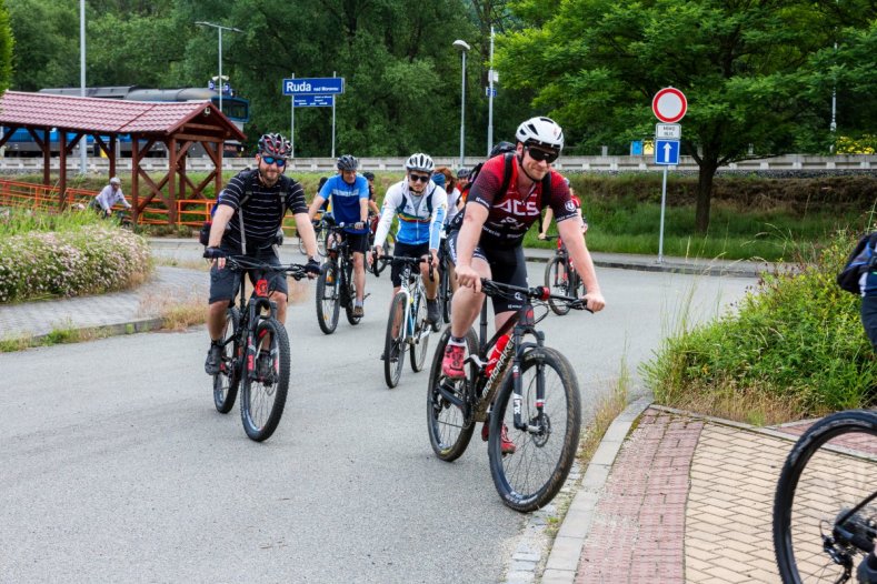 Cyklistům se blýská na lepší časy. Kraj jednal o nové koncepci cyklostezek