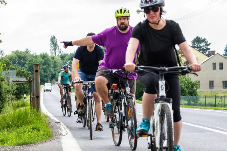 Cyklistům se blýská na lepší časy. Kraj jednal o nové koncepci cyklostezek