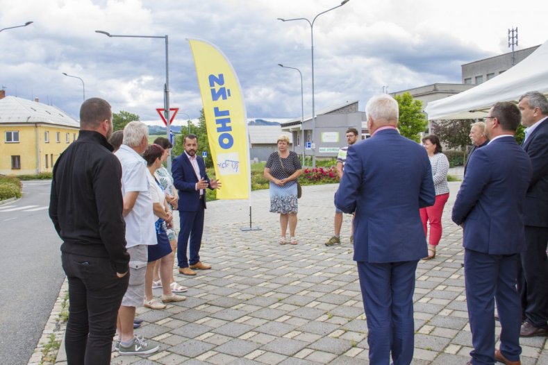 Průtah Všechovicemi prošel opravou. Na nákladech se podílely kraj i obec